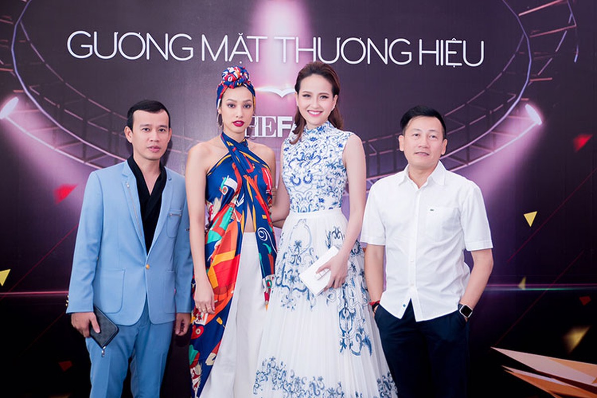Khanh Ngan xuat hien long lay sau dang quang Hoa khoi Du lich-Hinh-9
